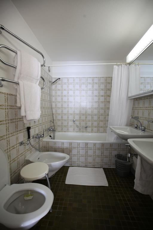 New Renovated Apartment In Center Of ดาวอส ภายนอก รูปภาพ