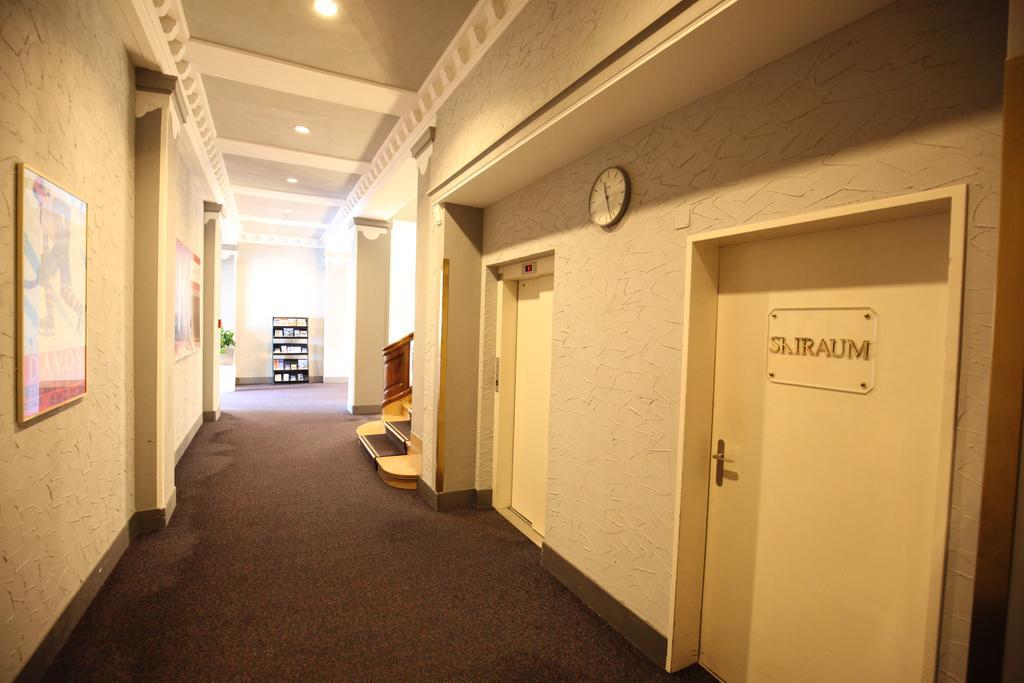 New Renovated Apartment In Center Of ดาวอส ภายนอก รูปภาพ