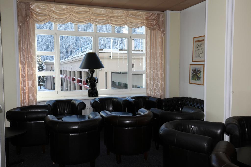 New Renovated Apartment In Center Of ดาวอส ภายนอก รูปภาพ